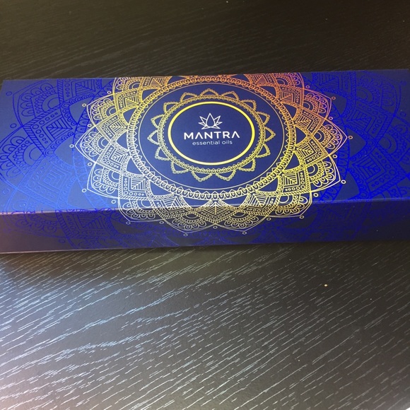 Mantra Chakra Collection - Picture 3 of 3